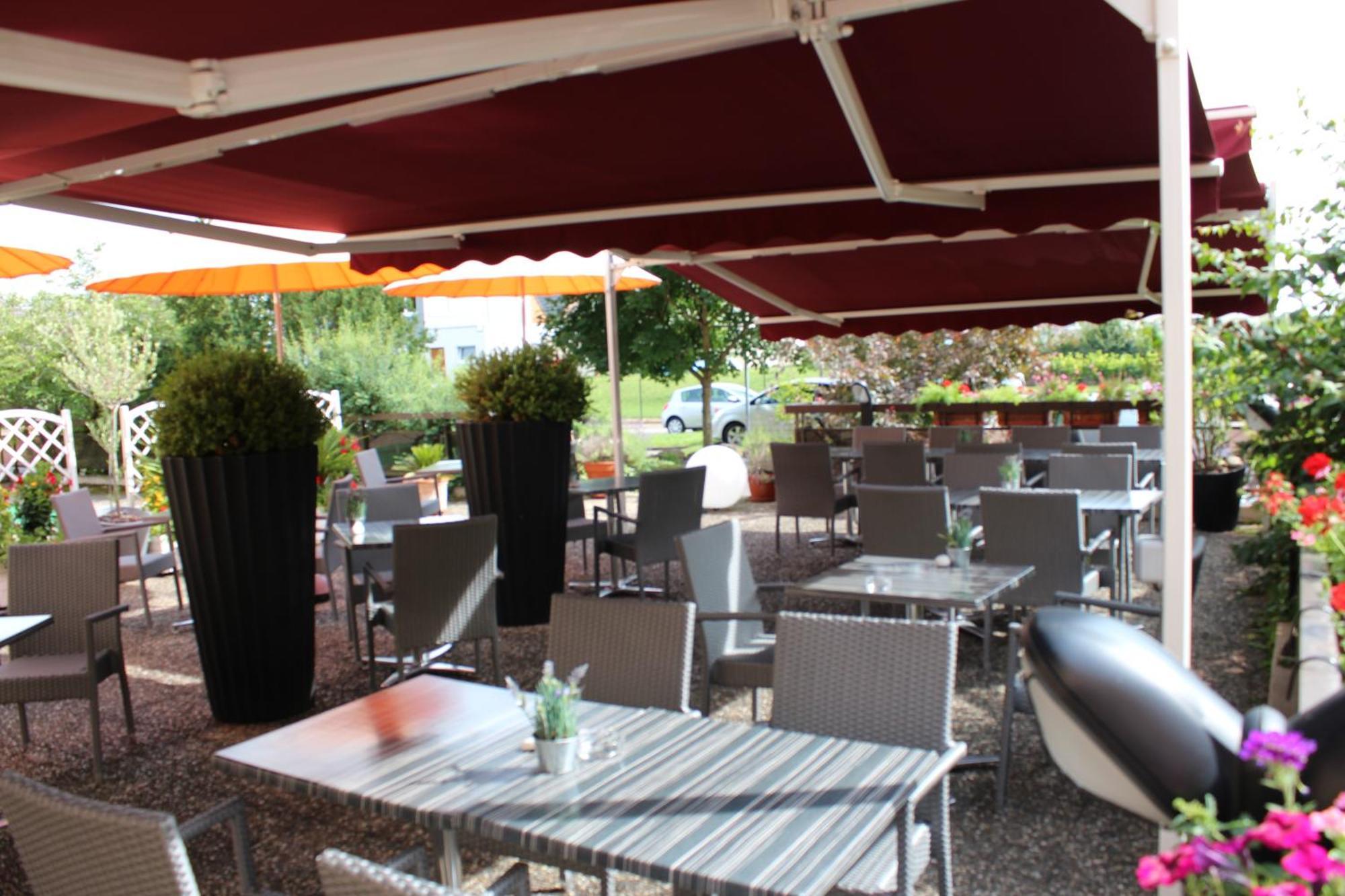 Hotel Restaurant Crystal Erstein Eksteriør bilde