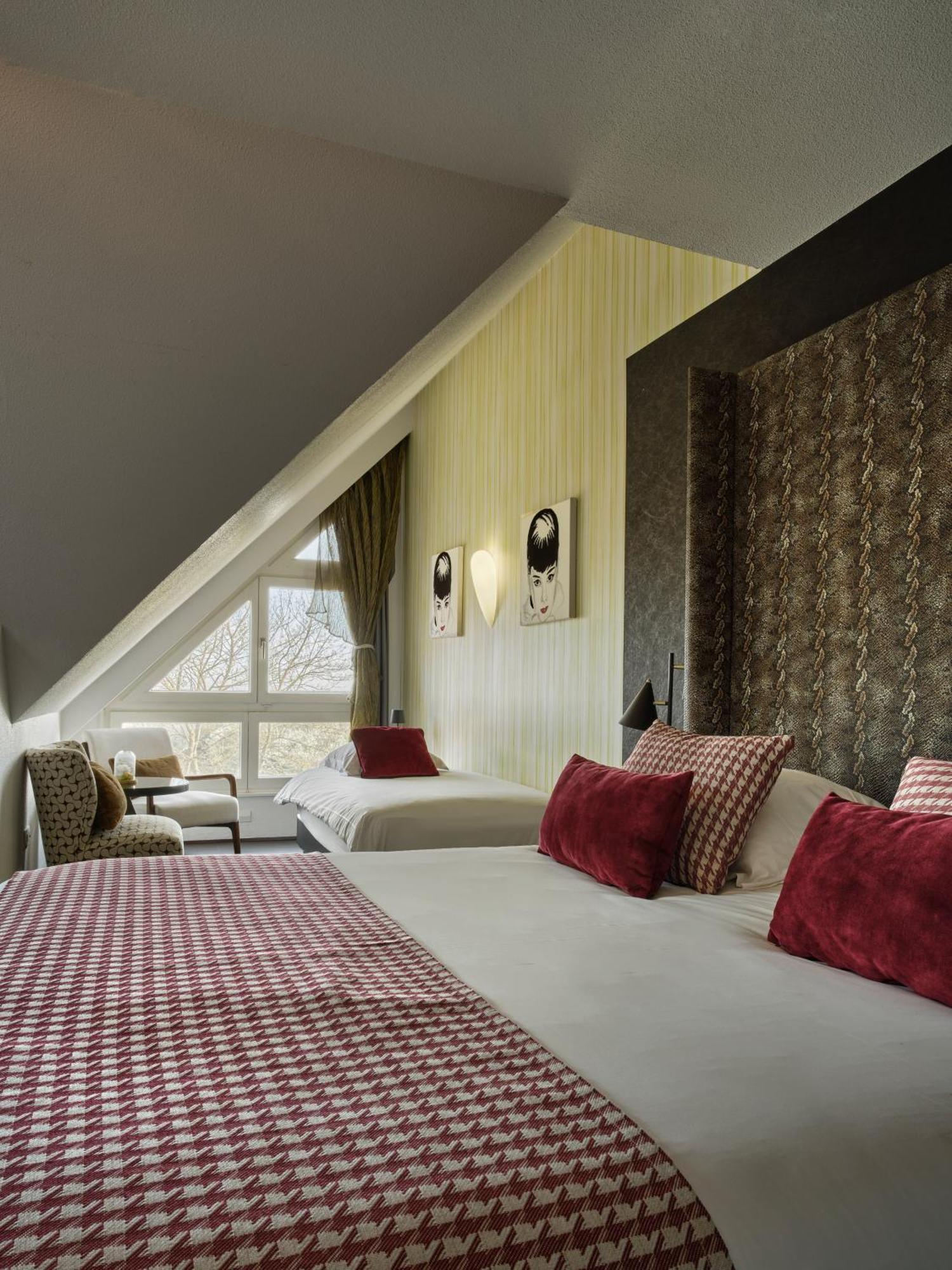 Hotel Restaurant Crystal Erstein Eksteriør bilde