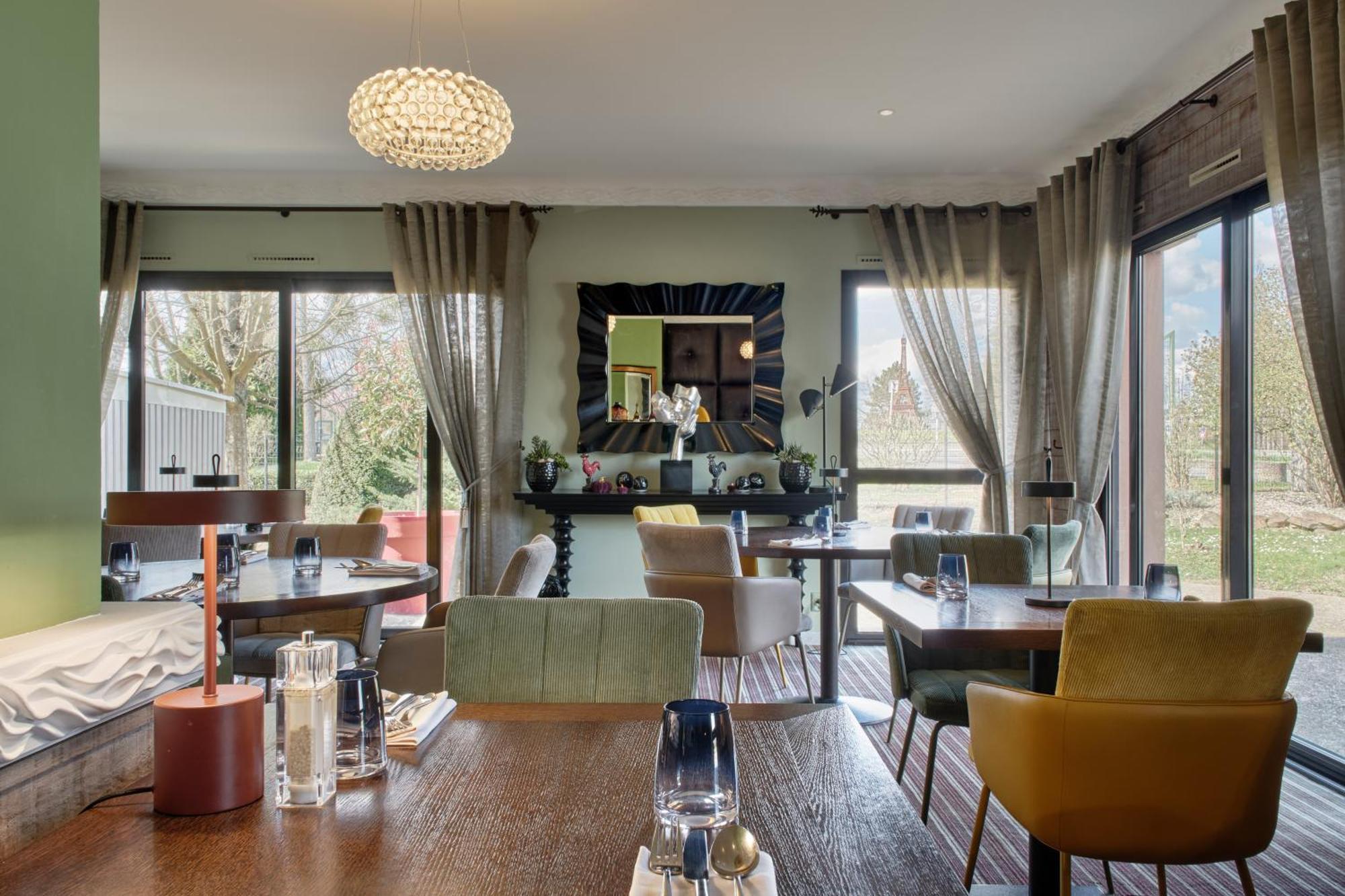 Hotel Restaurant Crystal Erstein Eksteriør bilde