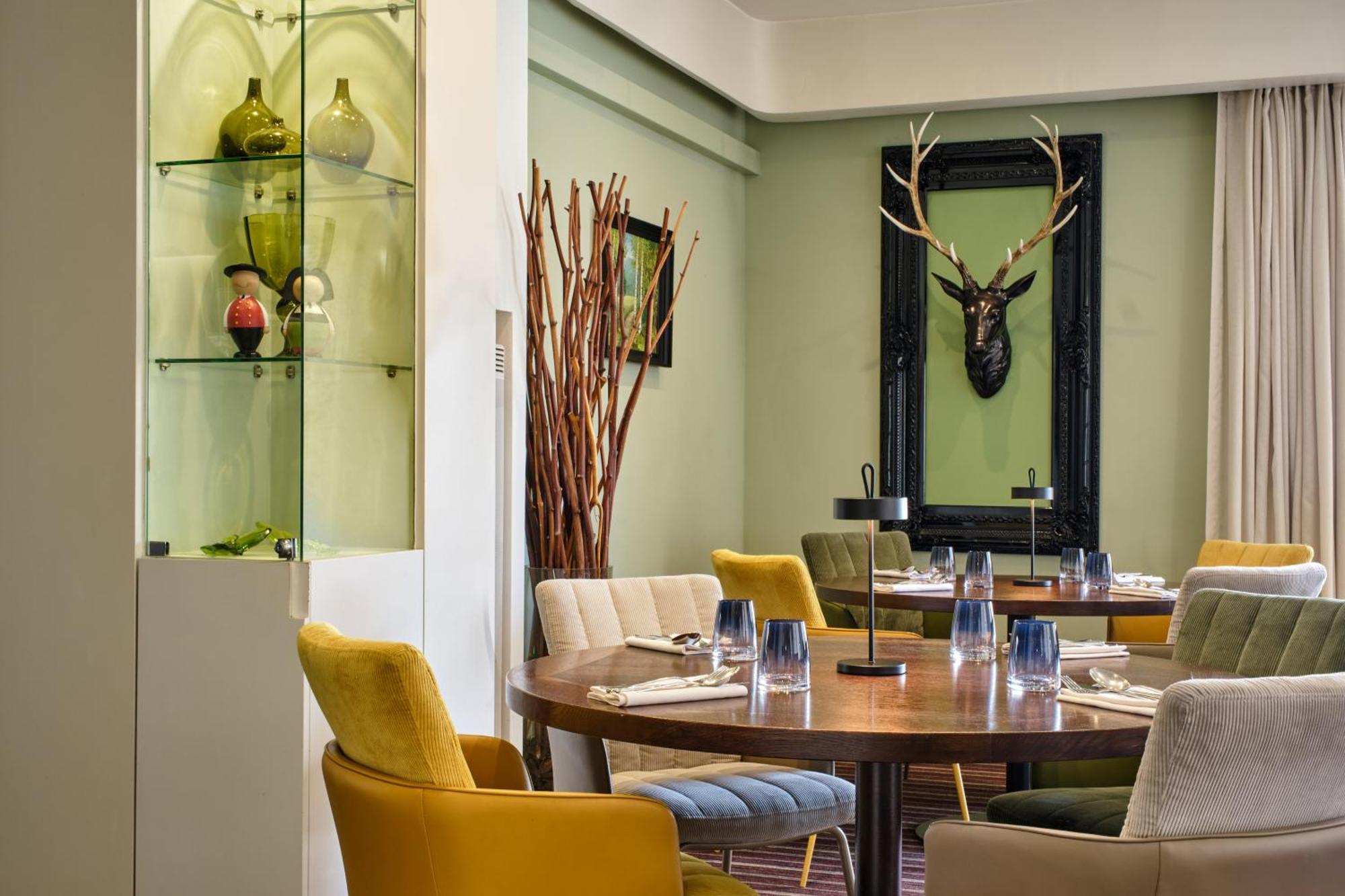 Hotel Restaurant Crystal Erstein Eksteriør bilde