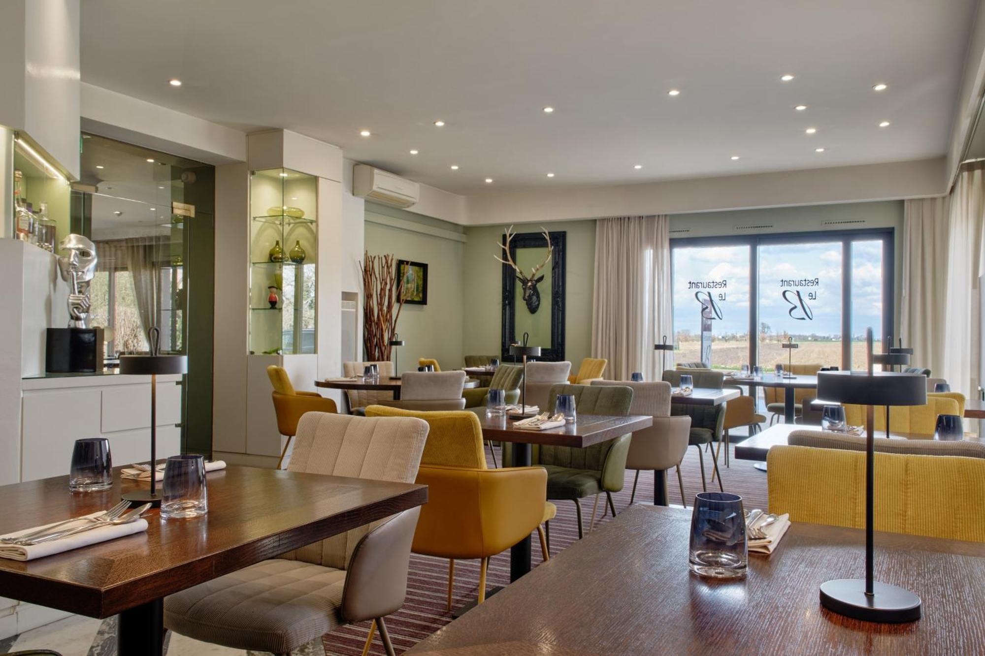 Hotel Restaurant Crystal Erstein Eksteriør bilde
